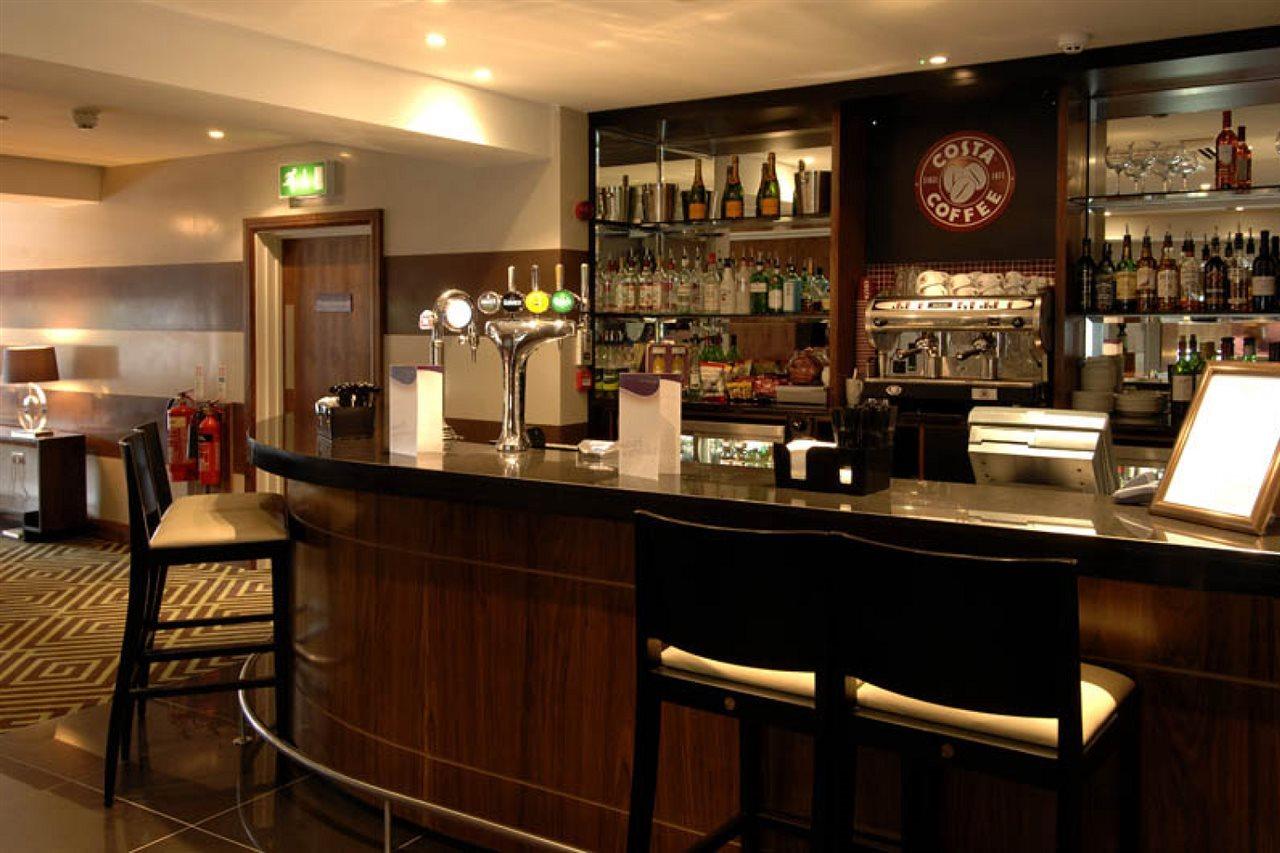 Premier Inn Bournemouth Central Екстериор снимка