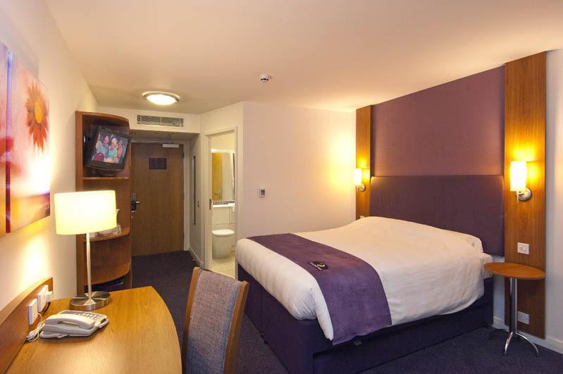 Premier Inn Bournemouth Central Стая снимка