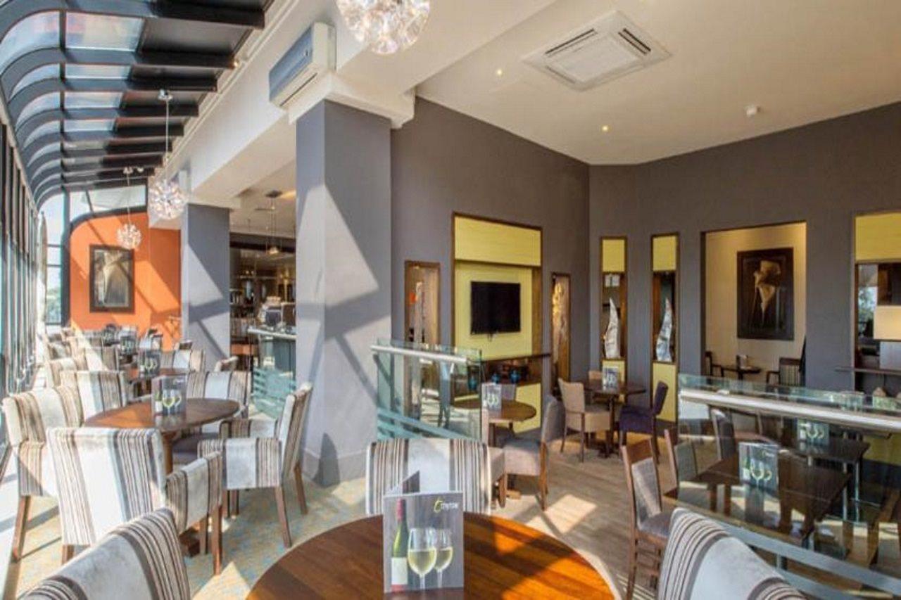 Premier Inn Bournemouth Central Екстериор снимка