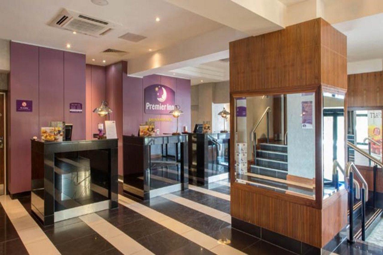 Premier Inn Bournemouth Central Екстериор снимка