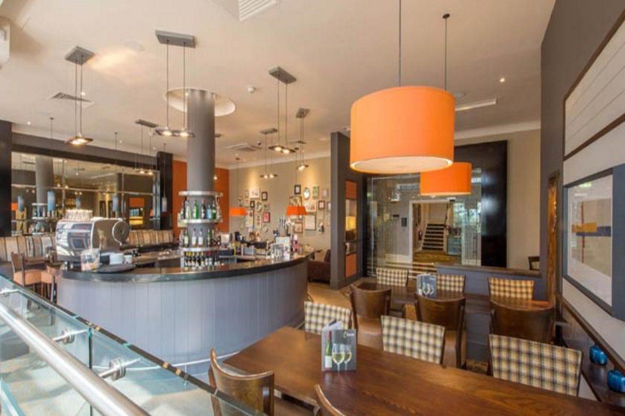 Premier Inn Bournemouth Central Екстериор снимка